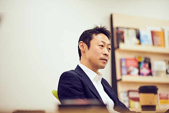 株式会社エクスチェンジコーポレーション 代表取締役社長兼 CEO 杉江陸さん富士銀行(現みずほ FG)に入行後、アクセンチュアおよび GE コンシューマーファイナンスジャパンを経て、新生フィナンシャル代表取締役社長兼 CEO および新生銀行常務執行役員等を歴任。