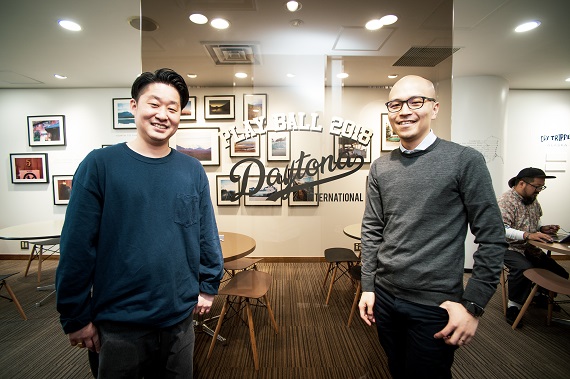 デイトナ・インターナショナル 小林さん(左)/メガネスーパー 川添さん(右)